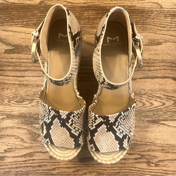 Marc Fisher Faux Snake Skin Women’s Wedge Espadrille Size 9 - Picture 3 of 12